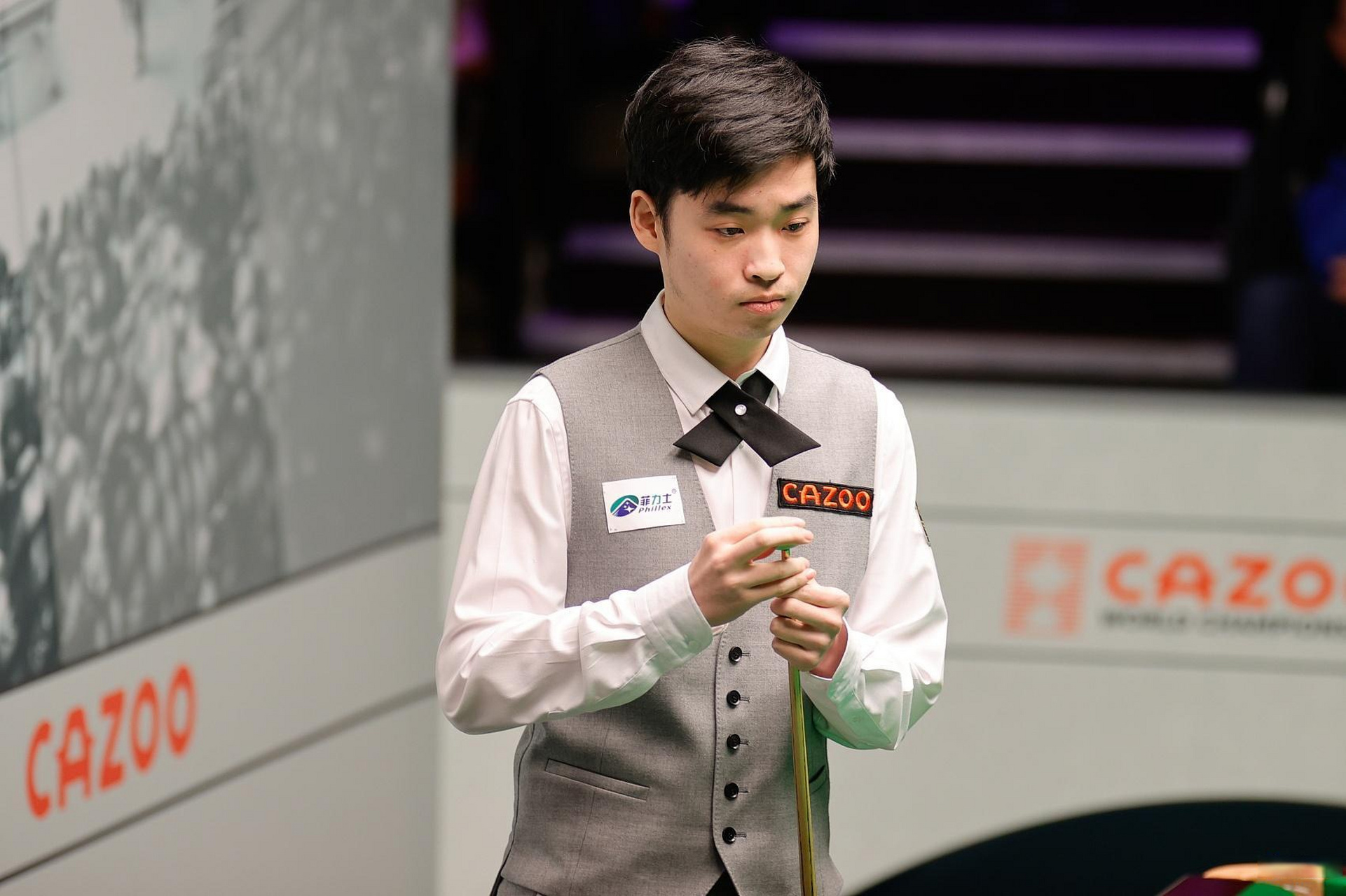 与来自不同 与来自不同